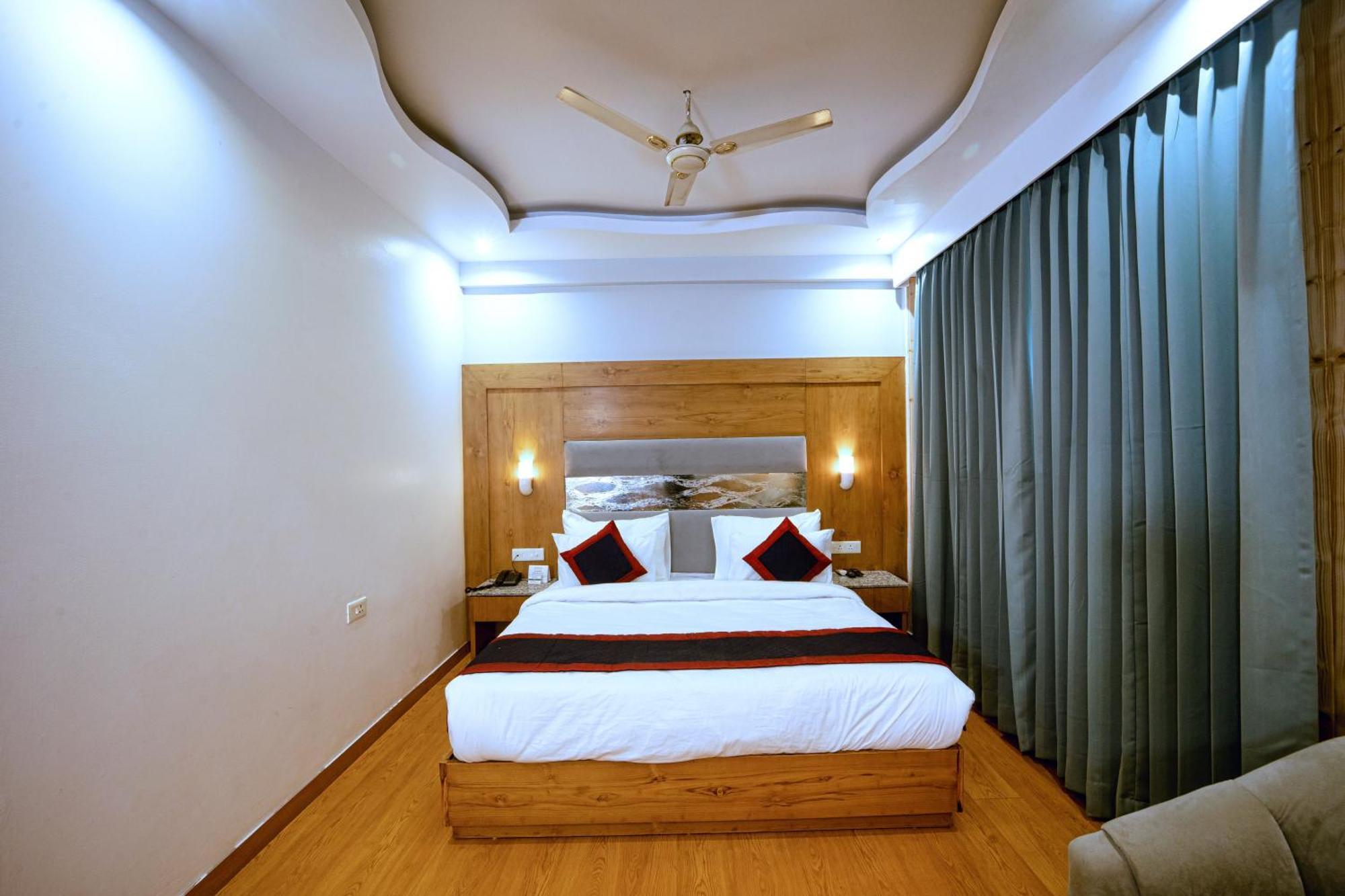 Grand Legacy Beacon, Dehradun Otel Dış mekan fotoğraf