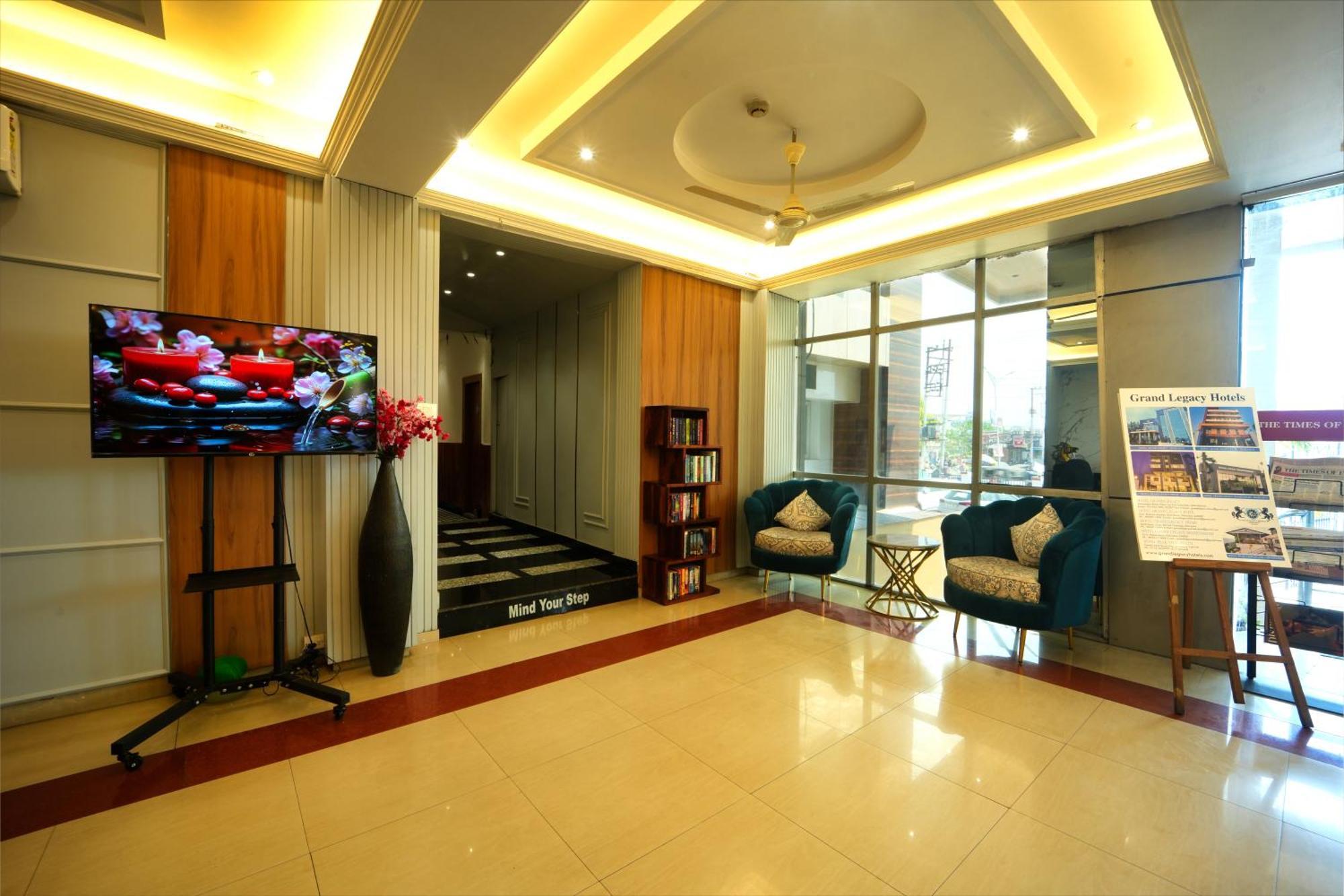 Grand Legacy Beacon, Dehradun Otel Dış mekan fotoğraf
