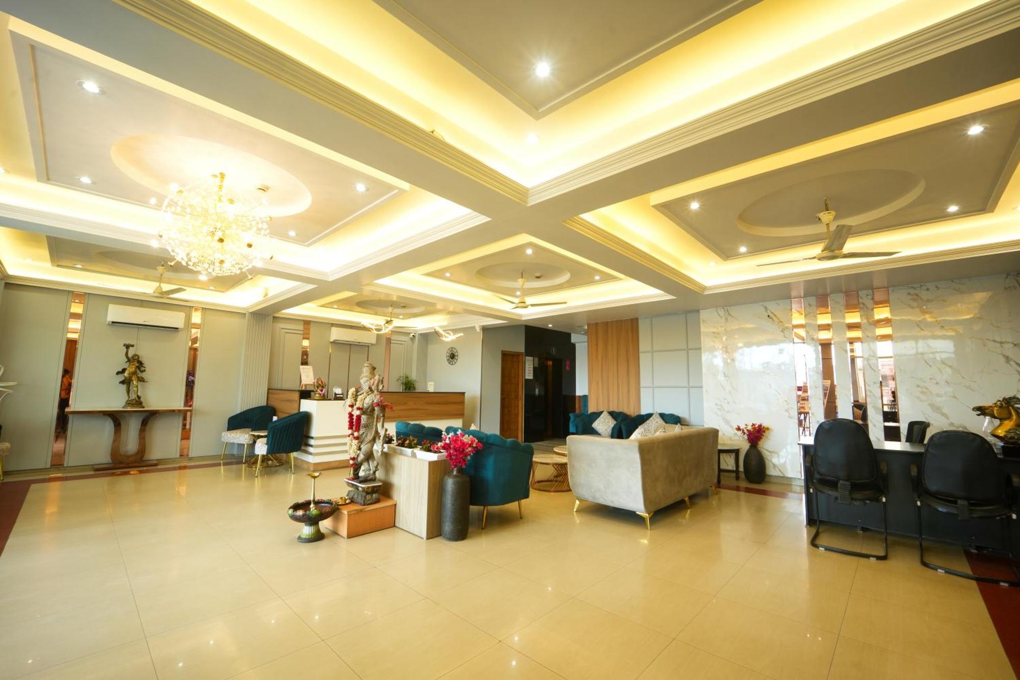 Grand Legacy Beacon, Dehradun Otel Dış mekan fotoğraf