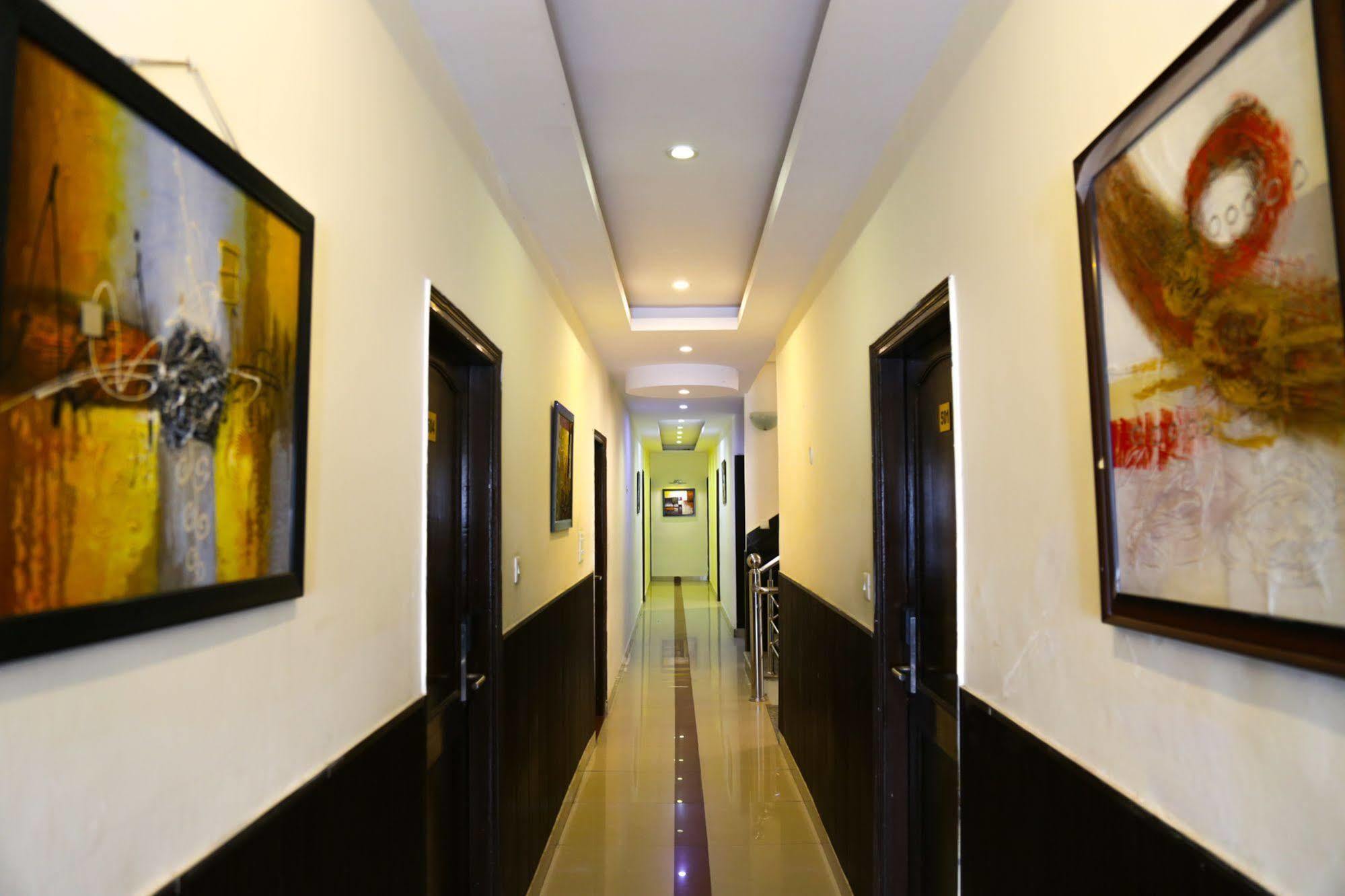Grand Legacy Beacon, Dehradun Otel Dış mekan fotoğraf